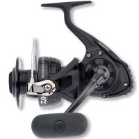 Daiwa Naviják BG Magsealed 3000 (2)