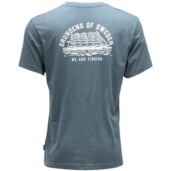 Grundéns Tričko Tall Ship SS T-Shirt Dark Slate