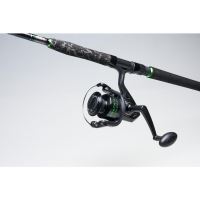 Madcat Prut Silure Spin Combo 2,7 m 80-200 g + Naviják Penn 6000 (1)