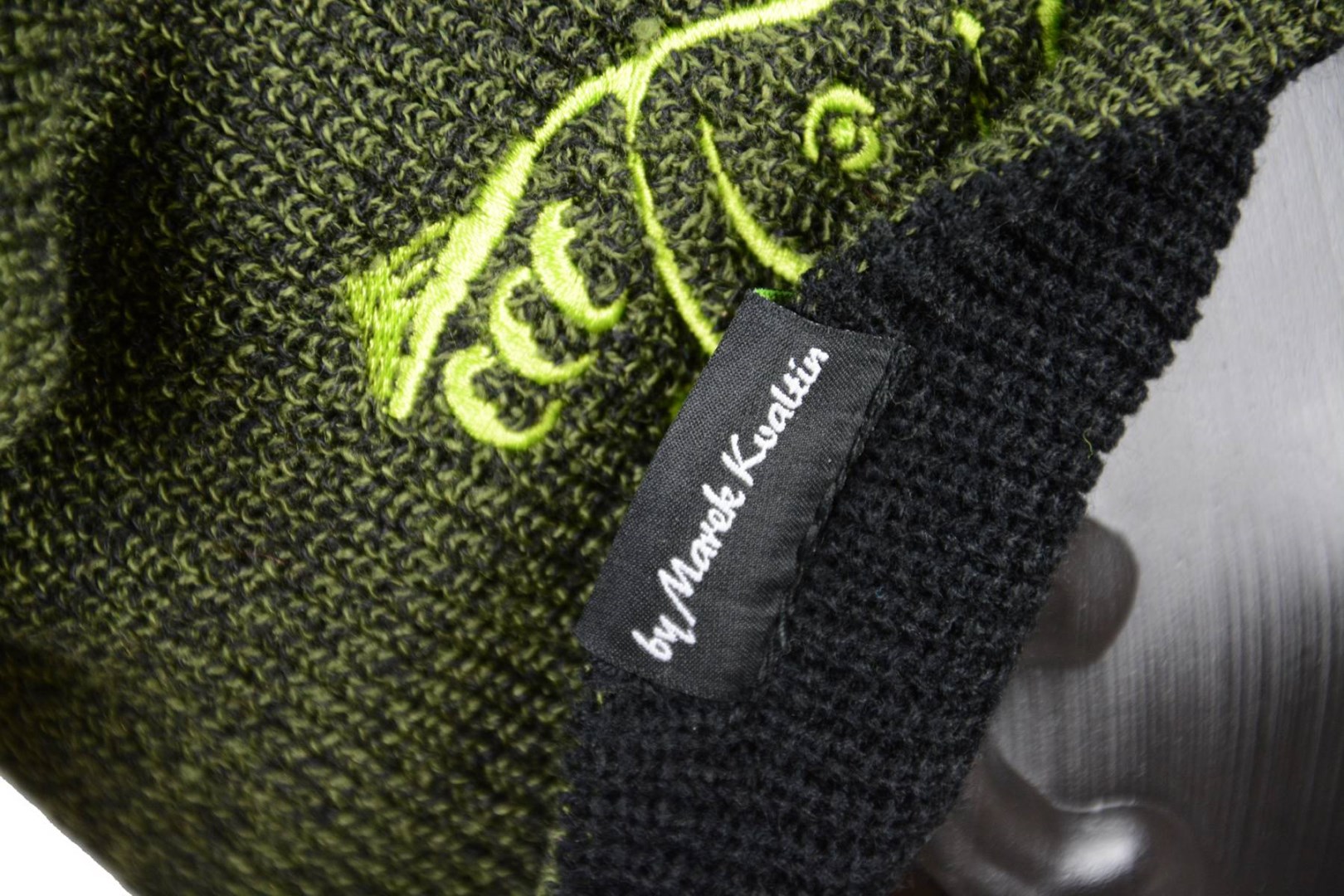 R-SPEKT Kulich Winter beanie zelenočerný (6)