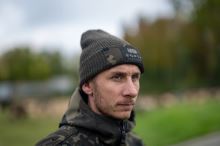 Nash Čepice Zero Tolerance Woolly Hat Camo Panel (1)