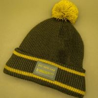 One More Cast Čepice The Mustardo Bobble Hat (10)