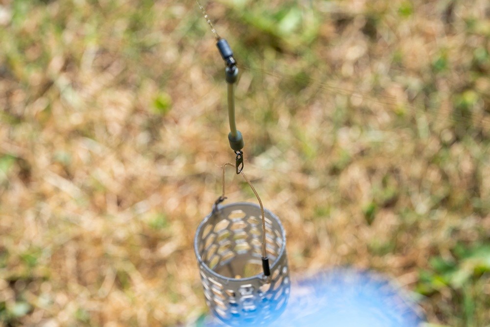 Preston Innovations Závěska Feeder Links Stiff 2 ks (9)