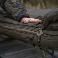 Avid Carp Vyhřívaná Matrace Benchmark Thermatech (2)