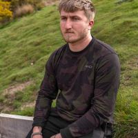 Avid Carp Triko s Dlouhým Rukávem Distortion Camo Lite T-Shirt Long Sleeve (2)