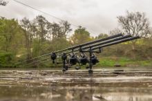 Avid Carp Stabilizér Lok Down Adjustable Stage Stand (5)