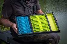 Matrix Mělké Pouzdro Na Návazce Včetně Navíječů (9)