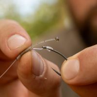 Avid Carp Rovnátka Outline FleckTone D-Rig Kicker (6)