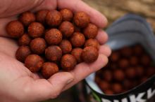 Nikl Hotové Boilie Attractive Devill Krill (2)