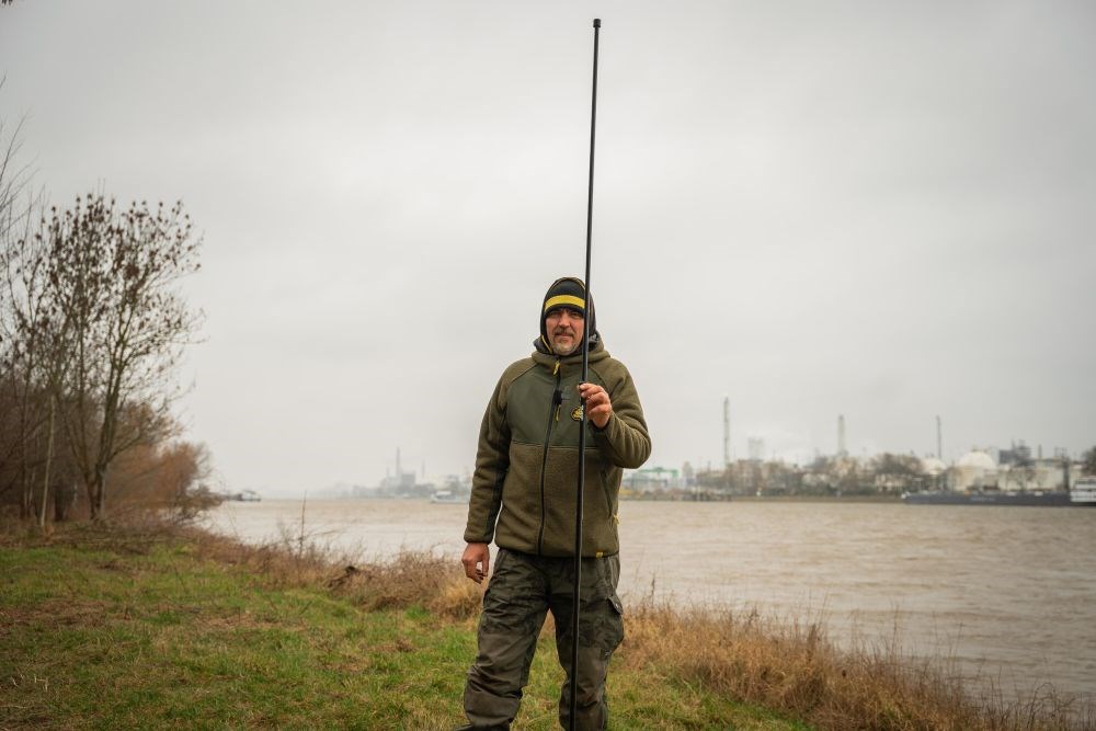 Black Cat Prut Perfect Passion X Long Range 3,30 m 600 g 2-Díl (3)