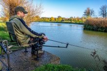 Korum Rameno Teleskopické XS Feeder Arm (7)