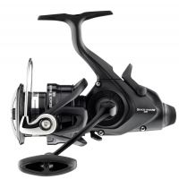 Daiwa Naviják 19 Black Widow BR LT 2500