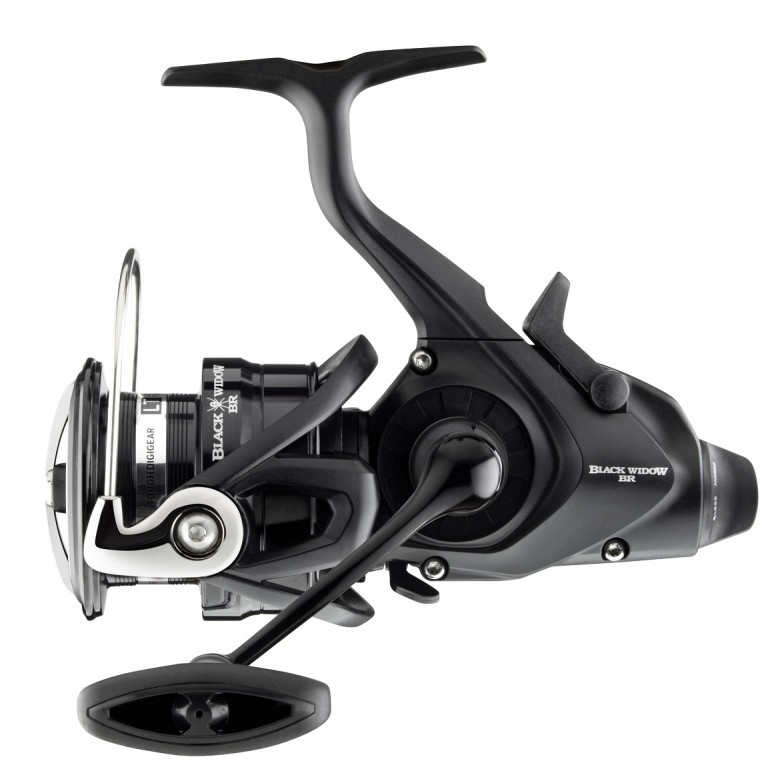 Daiwa naviják 19 black widow br lt 2500