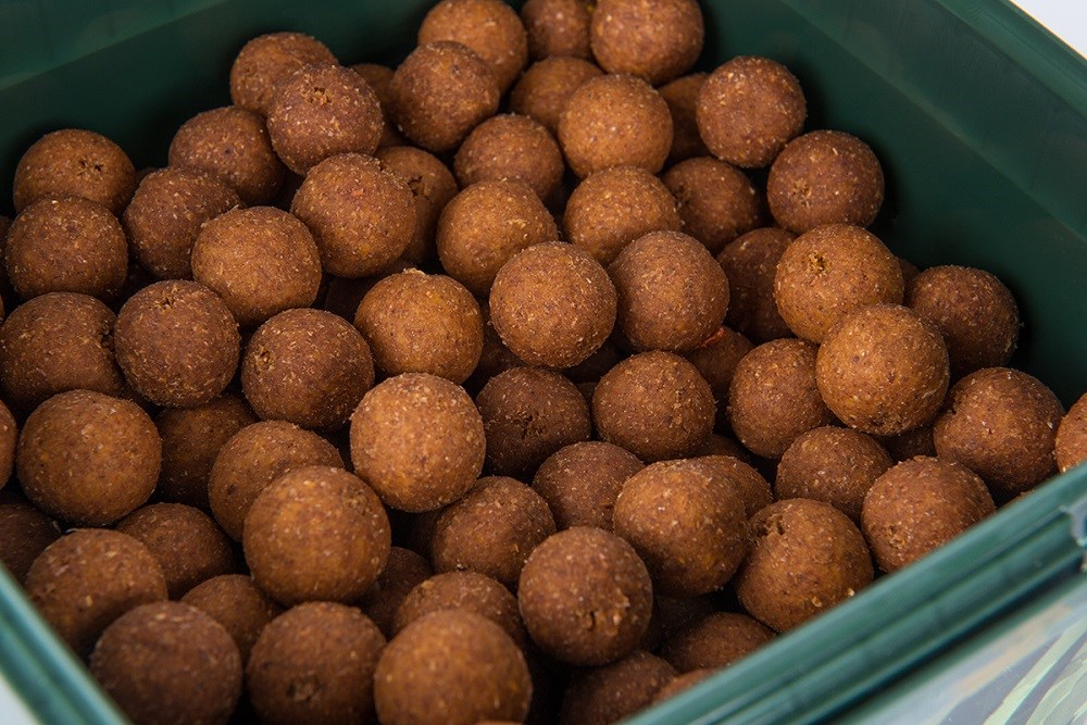 Carp Only Boilie Krillic Krill & Česnek 1 kg (1)