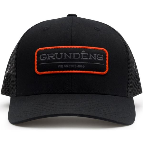 Grundéns Kšiltovka We Are Fishing Trucker - Solid Black