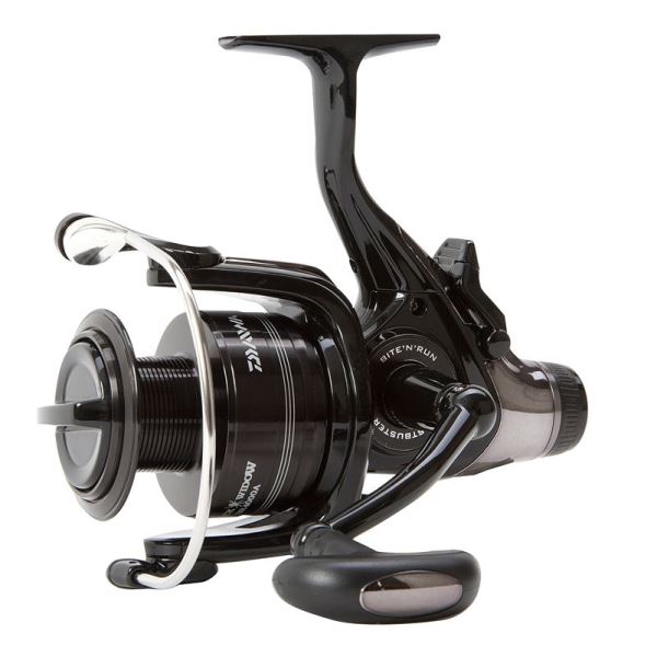 Daiwa Naviják Black Widow BR 4500 A