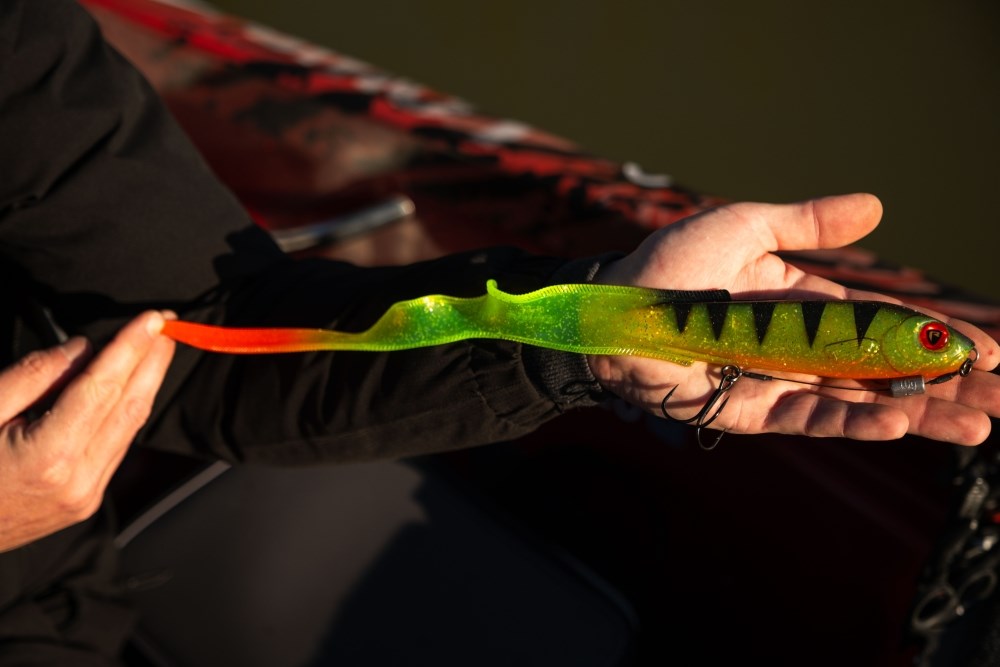 Fox Rage Gumová Nástraha Slick Eel Loaded UV Burbot (3)