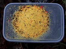 Mivardi Krmítková Směs V1 Ananas 3 kg (3)