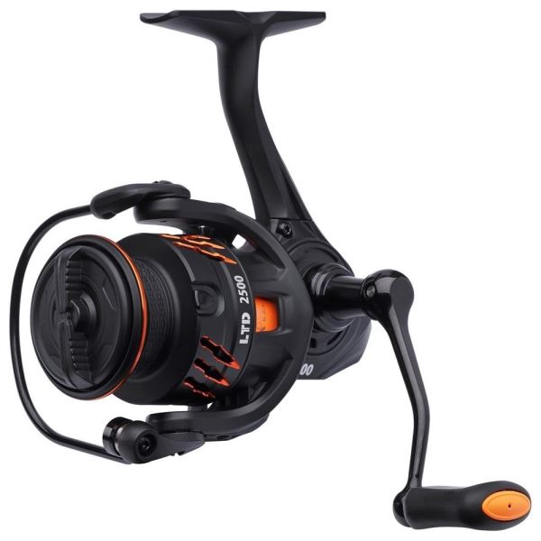 Savage Gear Naviják Orange LTD 3000 FD