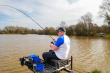 Preston Innovations Tričko Lightweight White Raglan T-Shirt (6)