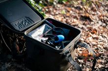 Nash Taška Subterfuge Waterbox Carryall Medium (3)