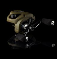 Savage Gear Multiplikátor SG8 300 BC RH 7+1 BB (2JP) 5.6:1 (2)