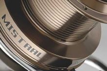 Mivardi Naviják  Mistral 8000 (2)