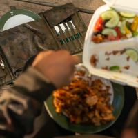 One More Cast Jídelní Set Heist Cookware Set (2)