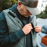 Grundéns Vesta Forecast Insulated Vest Olivine (6)