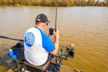 Preston Innovations Tričko Lightweight White Raglan T-Shirt (5)