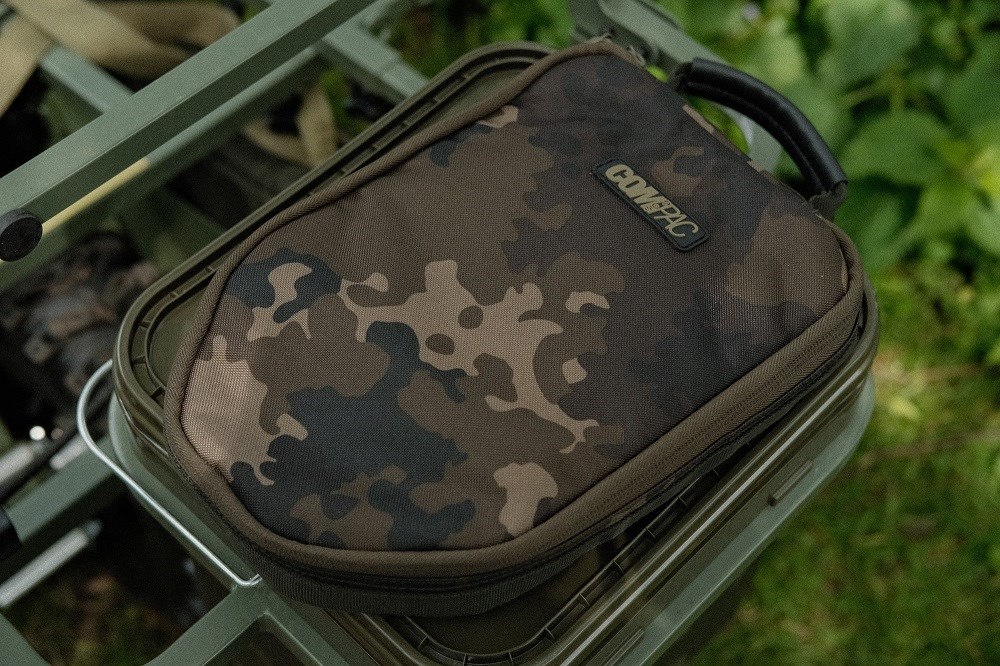 Korda Obal Na Váhu Compac Scales Pouch Dark Kamo (3)