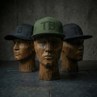 TB Baits Kšiltovka Snapback 3D Logo Black (1)