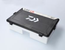 Daiwa Krabička D-BOX Deep Smoke (3)