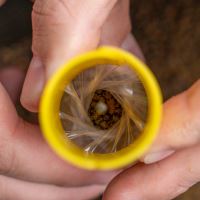 Avid Carp Sada Na Plnění PVA Sáčků Transfer Solid Bag System (4)