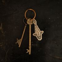 KUMU Klíčenka New Moon (2)