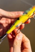 Berkley Gumová Nástraha Powerbait Chop Block Albino Trout (2)