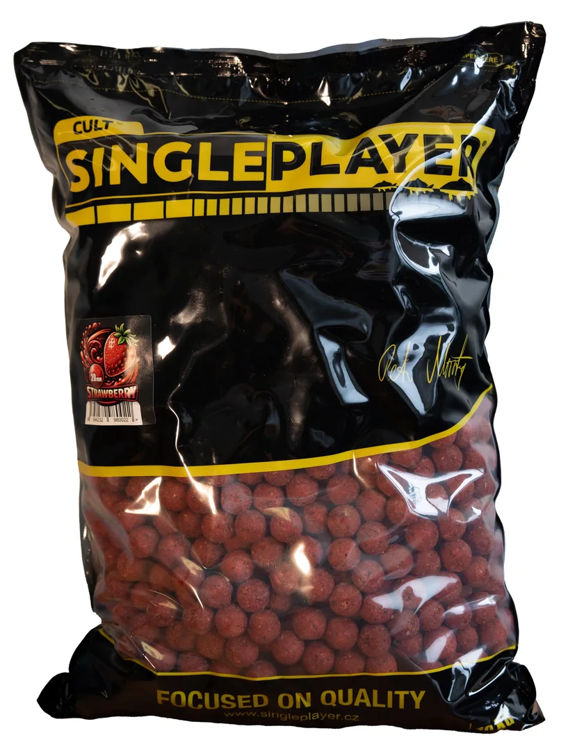 Singleplayer krmné boilie strawberry 10 kg - 24 mm