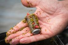 Matrix Krmítko Plastové Orbit Large (11)