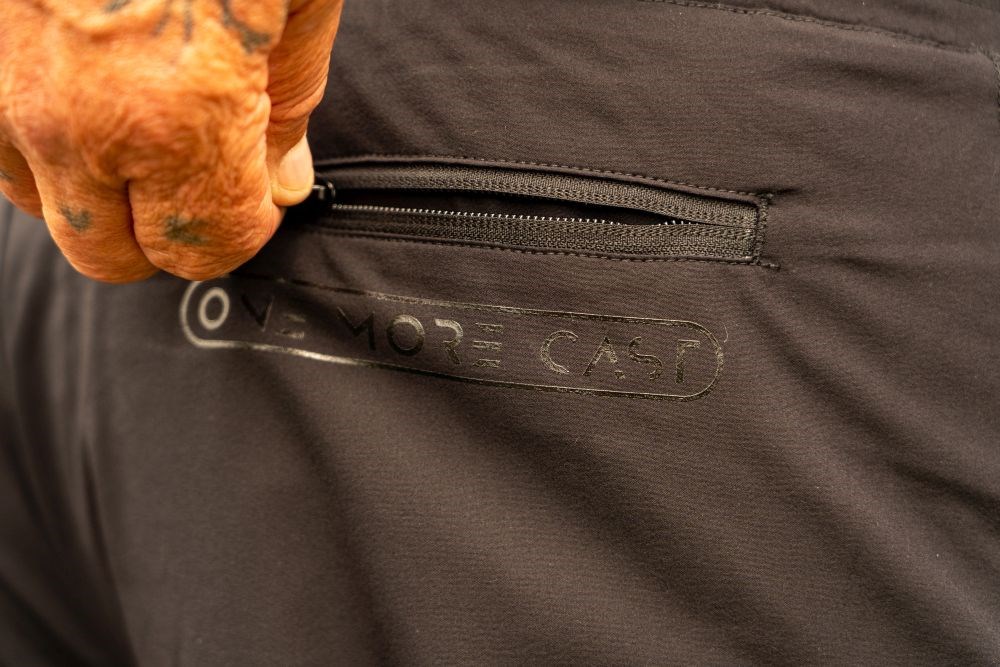 One More Cast Kalhoty Date Knight Lightweight Trousers (8)