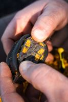 Korum Krmítko a Formička Lead Free Dura Method Feeder & Mould 30 g (1)