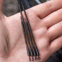 Avid Carp Montáž Outline FleckTone Ring Swivel Bag Stems (2)