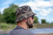 Avid Carp Klobouk Distortion Dark-Camo Bucket Hat (3)