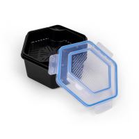 Zebco Krabička Na Živé Nástrahy Se Sítem Secure-Lock Bait Box And Sieve 2 l (3)