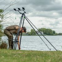 Avid Carp Stojan Na Pruty Extremity Pod (11)