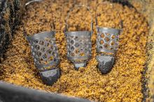 Preston Innovations Krmítko Hexmesh Plastic Bullet Feeders Medium - 60 g (1)