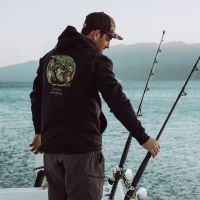 Grundéns Mikina Dark Seas X Grundens Watchman Hoodie Black (3)