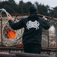 Grundéns Mikina Eat Your Words DWR HD Hoodie Black Crab Graphic (2)