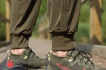 Korda Kalhoty Ultralite Joggers Black (7)