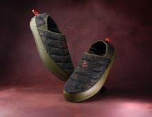 One More Cast Nazouváky Splash Camo Fleece Lined Slippers (1)