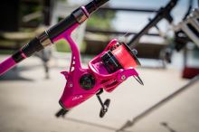 Carp Expert Naviják Method Pink Feeder Runner 2.0 6000 (1)